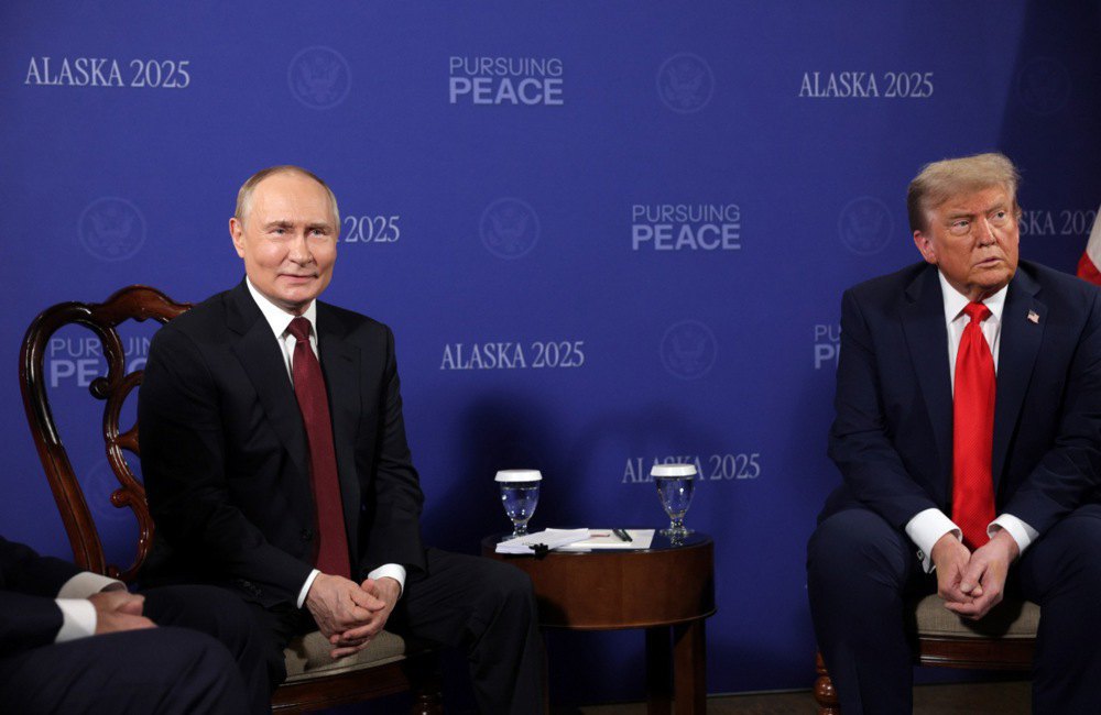 Donald Trump meets Vladimir Putin in Alaska, 15 August 2025.