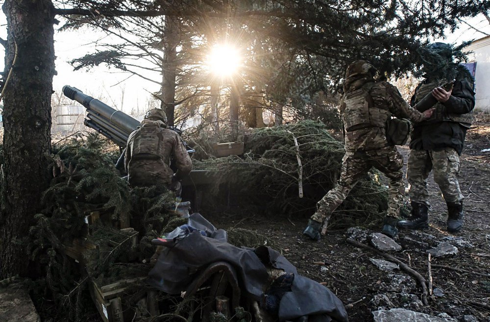 Soldiers of the Bureviy airborne assault brigade fire 105-mm Italian howitzers Melara Mod 56 Pack from their positions in the Avdiyivka direction, 27 February, 2024.