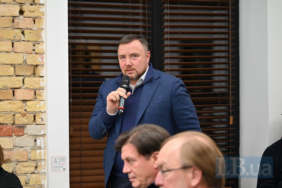  Chair of the Verkhovna Rada Committee on Legal Policy Denys Maslov