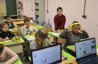Cabinet Changes Rules for Schooling During Prolonged Air-Raid Alerts