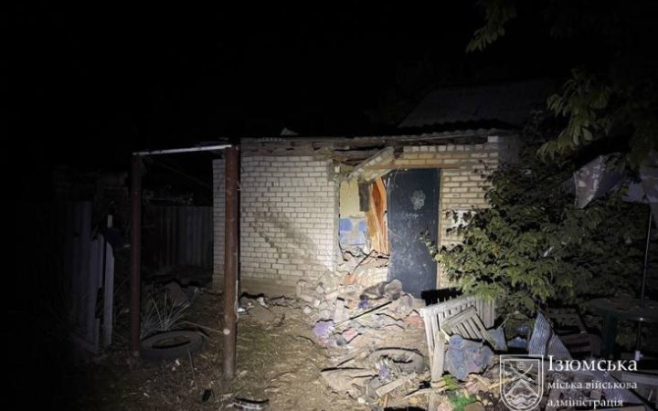 Russians Strike Izium With Guided Bombs, Damaging Business and Power Lines