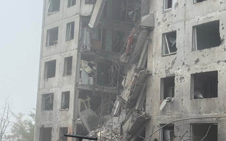 Russian Forces Launch Air Strike on Sloviansk, Injuries Reported