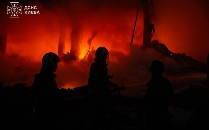 Russians Strike Kyiv With Ballistic Missiles and Zircons; Dead Reported, Maternity Hospital Damaged (Updated)