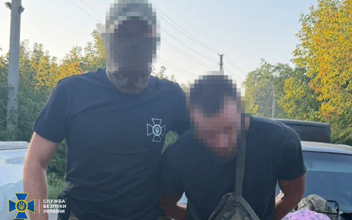 Donetsk Region Utility Worker Detained on Suspicion of Directing Russian Strikes