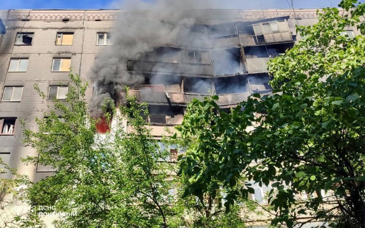 Russian Attacks Spark Major Fires in Two High-Rise Buildings in Kramatorsk