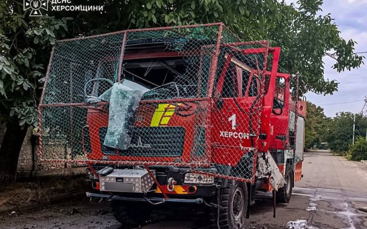 Russians strike firefighters’ vehicle in Kherson with FPV drone