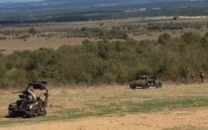 Italian Army Tests Ukrainian DevDroid Ground Robotic Systems