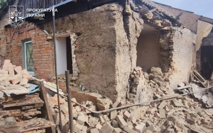 Russian Air Strike in Dnipropetrovsk Region Kills 17-Year-Old Girl and 59-Year-Old Woman (Updated)