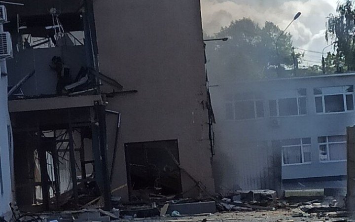 Russia Strikes We Are Ukraine and We Are Ukraine+ TV Premises in Kyiv in Daytime Attack, Injuries Reported (Updated)