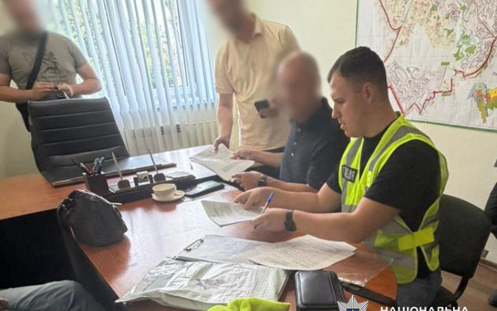 Kyiv Utility Officials and Contractor Suspected of Embezzling UAH 4.2m in Road Repairs
