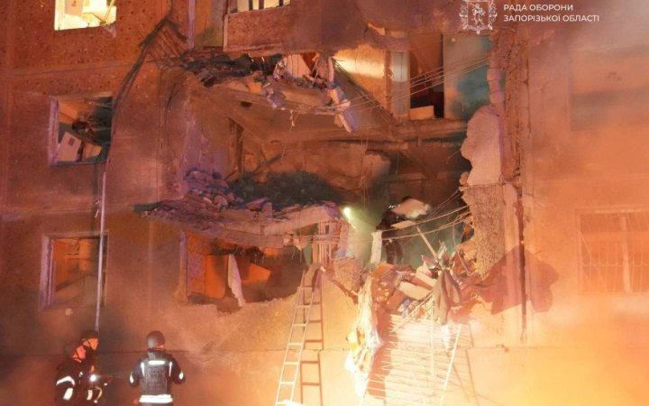 Russian Guided Bombs Hit Zaporizhzhia: Children Among Dead and Injured