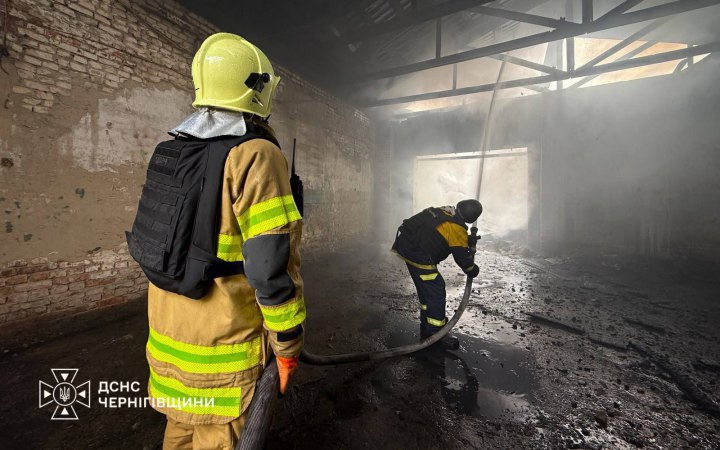 Russian Attacks in Chernihiv Region Set Farm, Building and Car Ablaze, Leaving Injuries