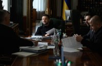 Zelensky Holds Talks With Negotiating Team Ahead of Meeting With US President’s Envoys