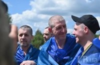 “I shared a cell with men my son’s age”: 185 Ukrainian defenders, one civilian return home from Russian captivity