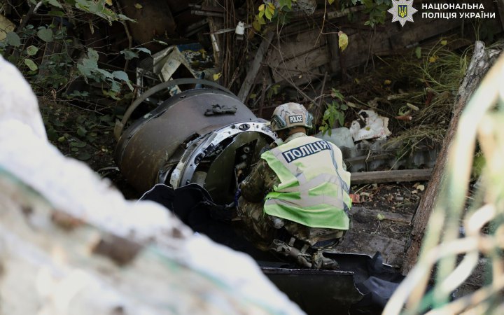 Bomb Disposal Experts Neutralise Two More Undetonated Ballistic Missiles After Kyiv Attack