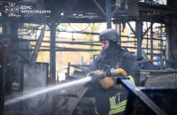 Man Killed and 18 Injured in Russian Strike on Enterprise in Chernihiv Region