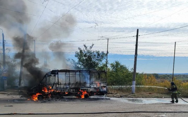 Russian Drones Strike Bus and Car in Sloviansk, Leaving One Dead