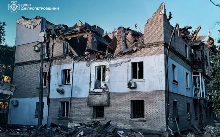 Death toll rises after Russian missile and drone attack on Dnipro