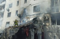 Russia Strikes High-Rise Building in Chernihiv, Injuring 14 (Updated)