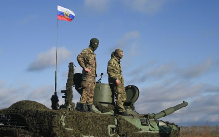 Russia Attacks Kherson From Early Morning