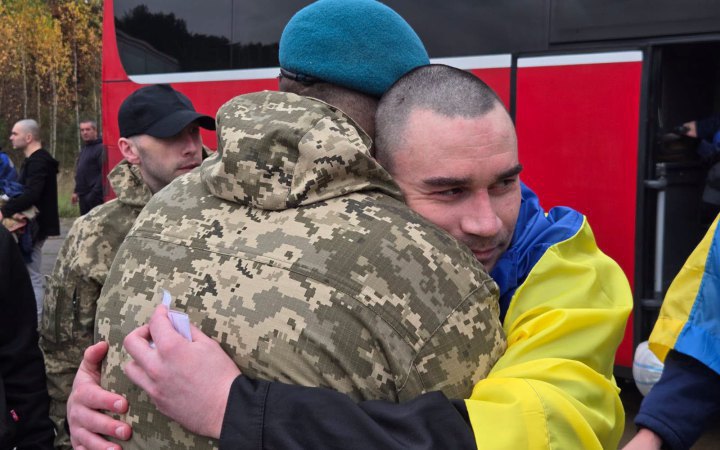 Ukraine Brings Home 270 People From Captivity, Most Defended Mariupol (Updated)