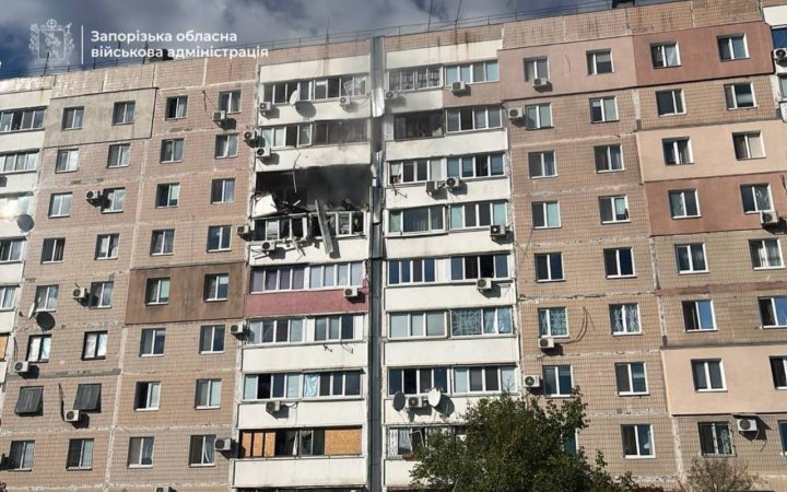 Russians Strike High-Rise Block in Zaporizhzhya Again