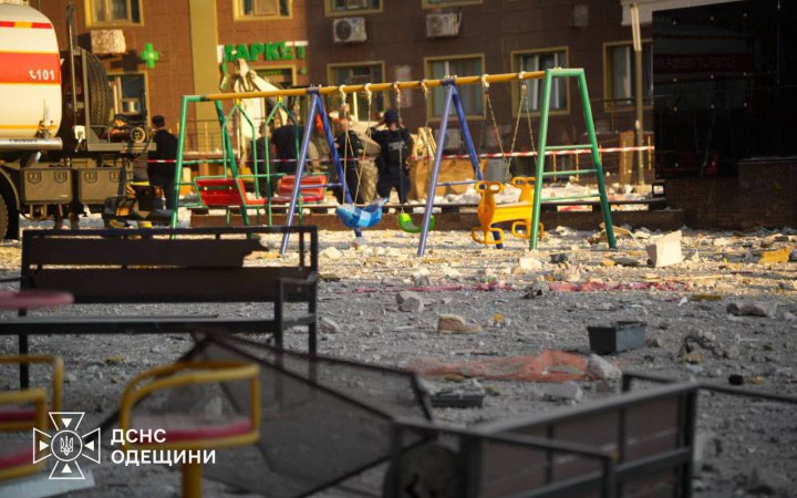 Zelenskyy: Russia Continues Relentless Attacks on Ukrainian Cities, Over 200 Targets Downed Since Start of Day