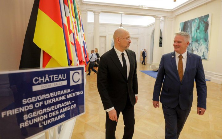 Shmyhal Discusses Ukraine’s OECD Accession With Secretary-General in Paris