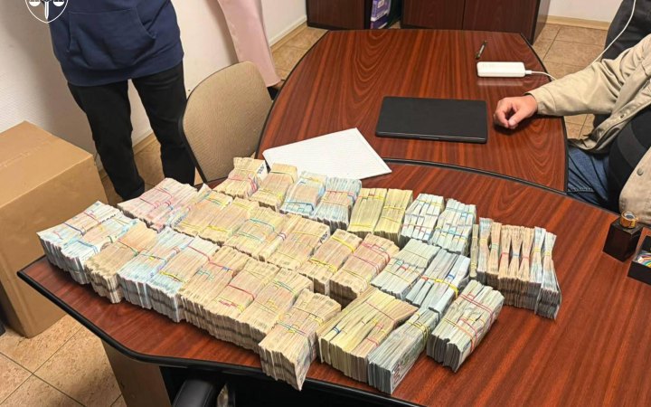 Police Uncover Cash-Conversion Ring in Ukraine Moving UAH 500m a Month