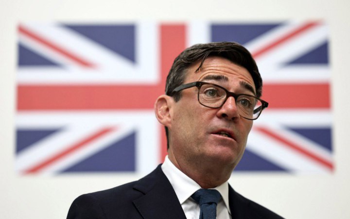 UK Prime Minister Urges Trump to Ensure Ukraine Has Full Access to Starlink