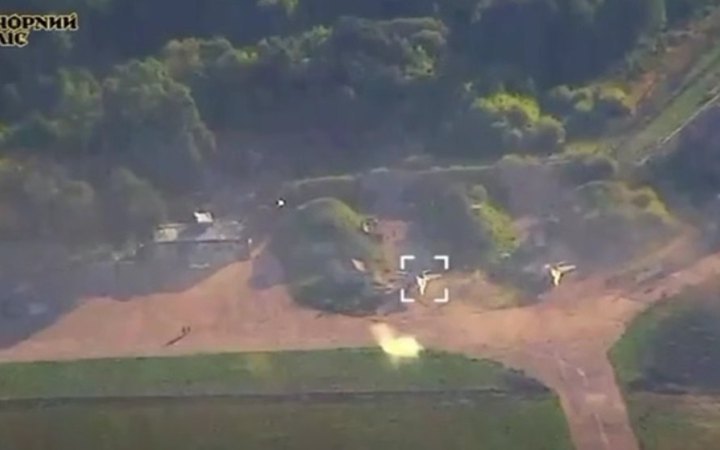Ukrainian forces hit Russian fighter jet on airfield in Russia’s Kursk Region