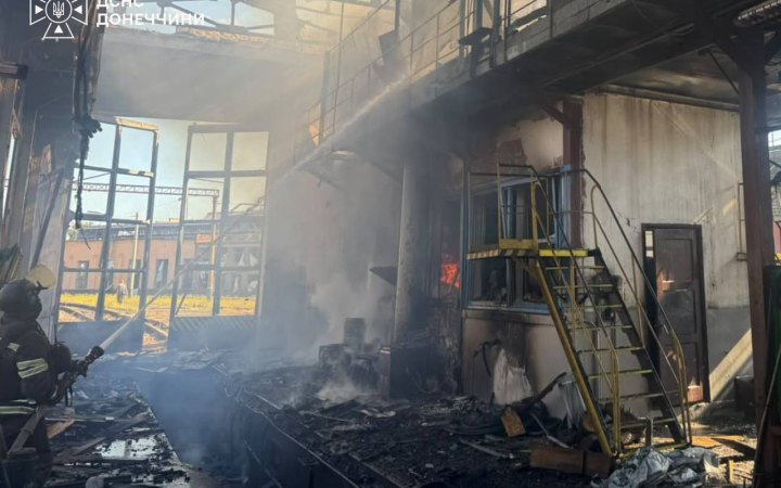 Russian Air Strike on Sloviansk Leaves Three Injured