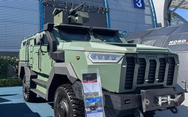 Ukrainian Armour Unveils Varta-3 and Saigak-1 Armoured Vehicles