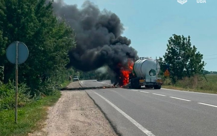 Russian strike on tanker truck kills two in Odesa Region