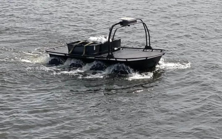 Ukraine Unveils ‘Toni’ Amphibious Uncrewed Logistics Vehicle