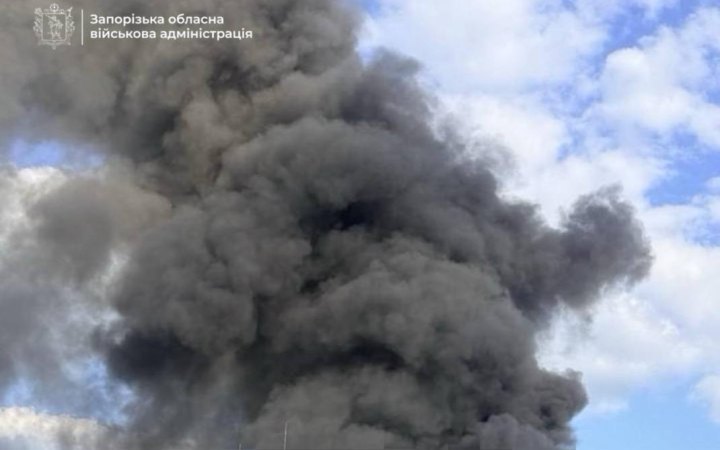 Russians Strike Near Industrial Facility in Zaporizhzhia