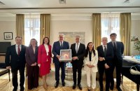 Sybiha meets UNESCO’s new chief in Kyiv