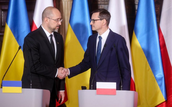 Шмыгаль и Моравецкий подписали меморандум о создании совместного железнодорожного предприятия Украины и Польши