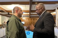 Умєров та Остін обговорили подальшу військову допомогу з боку США