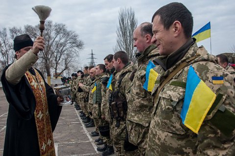 Призывникам-срочникам обещают выплачивать по 2,5 тыс. гривен