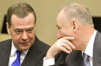 Медведєв вважає, що Росія може безкарно вдарити по Україні ядерною зброєю