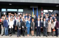 На Донбассе открыли почетные консульства Литвы и Латвии 