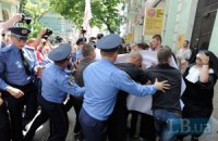 На марш оппозиции пришли провокаторы в образе монашек