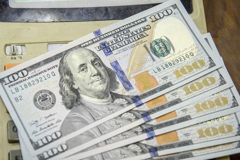 Юрисконсульта Київського СІЗО викрили в отриманні $500 за надання безкоштовної довідки