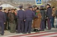 Жители пригорода Симферополя перекрыли трассу на Ялту, требуя обеспечить их дома газом