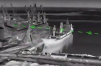 Безпілотники вночі уразили 5 суден окупантів у портах Маріуполя та Бердянська