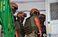 В Николаеве КОРД штурмовал квартиру вооруженных грабителей