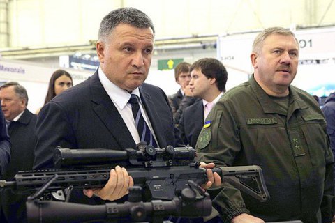 НАБУ порушило справу про нагородну зброю МВС
