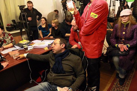 Суд продолжает заседание по смене меры пресечения для Корбана