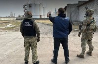 На Чернігівщині БЕБ викрило масштабне виробництво контрафактного пального